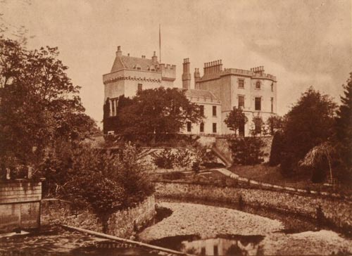 Старинная фотография замка