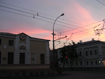 Stadt in der Dämmerung